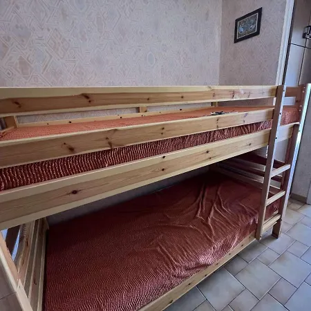 Apartment Avec Piscine, Parking, Climatisation Et Animaux Admis - Fr-1-702-33